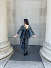Load image into Gallery viewer, Thea Caftan Silver/ Black Mirage

