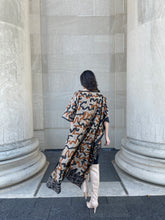 Load image into Gallery viewer, Irena Caftan Bold Squiggle Art
